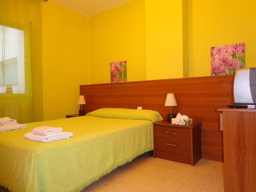 Hotel Pension Mode Lerida Kamer foto